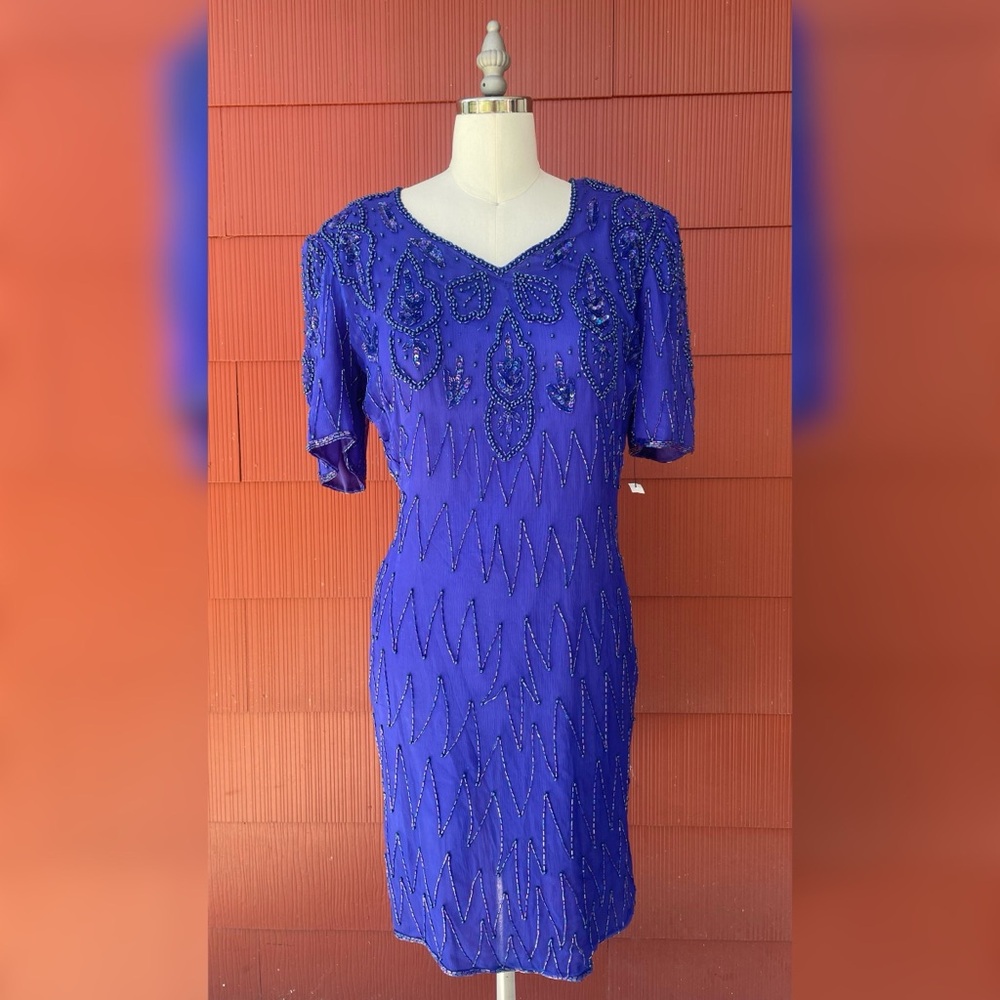 Mark & John by Gopal Vintage 80s Beaded Silk Sequin Party Dress Keyhole Pads